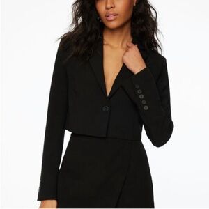 Dynamite Kora Cropped Blazer